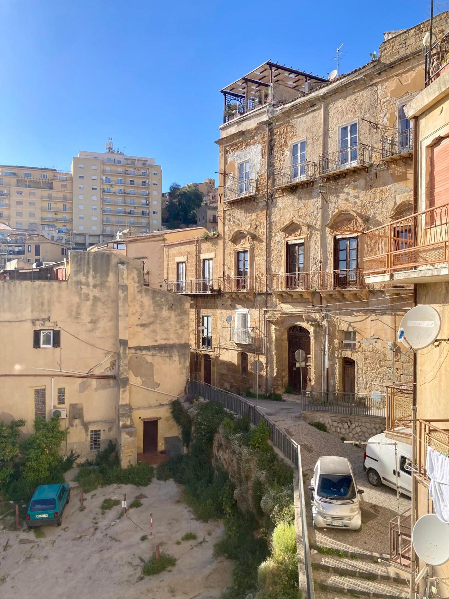 Agrigento Flat - Apartment With Private Parking Kültér fotó